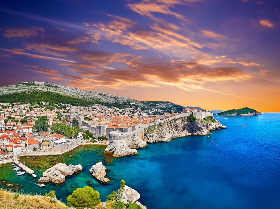 POSEBNA PRAZNIČNA PONUDA! DUBROVNIK! 23.11 – 25.11.2019. 2 NOĆENJA/3 DANA/BUS